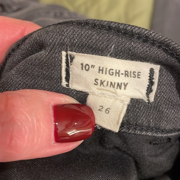 MADEWELL 10”- high rise skinny gray wash size 26 - Picture 7 of 8